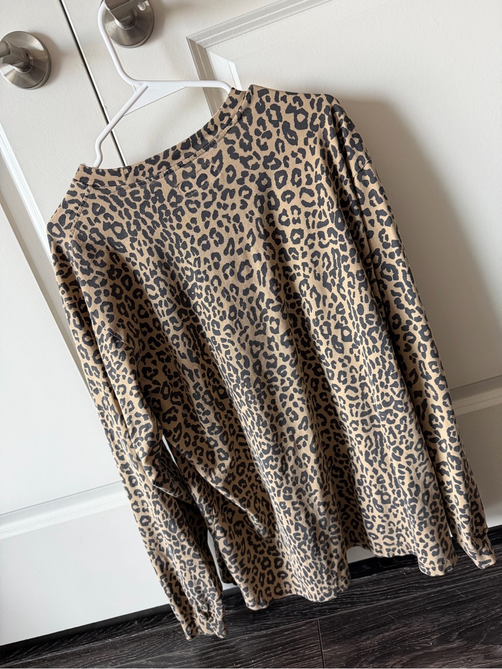 Supreme Leopard Print Long Sleeve Tee - Tan & Black - Picture 2 of 4